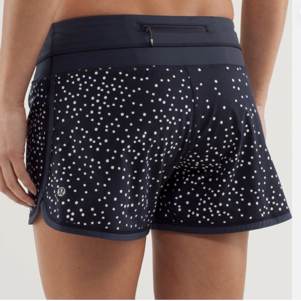 Lululemon Groovy Run Short Petit Dot Inkwell / In… - image 3